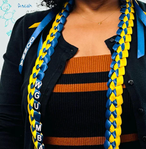 Personalized Graduation Ribbon Lei